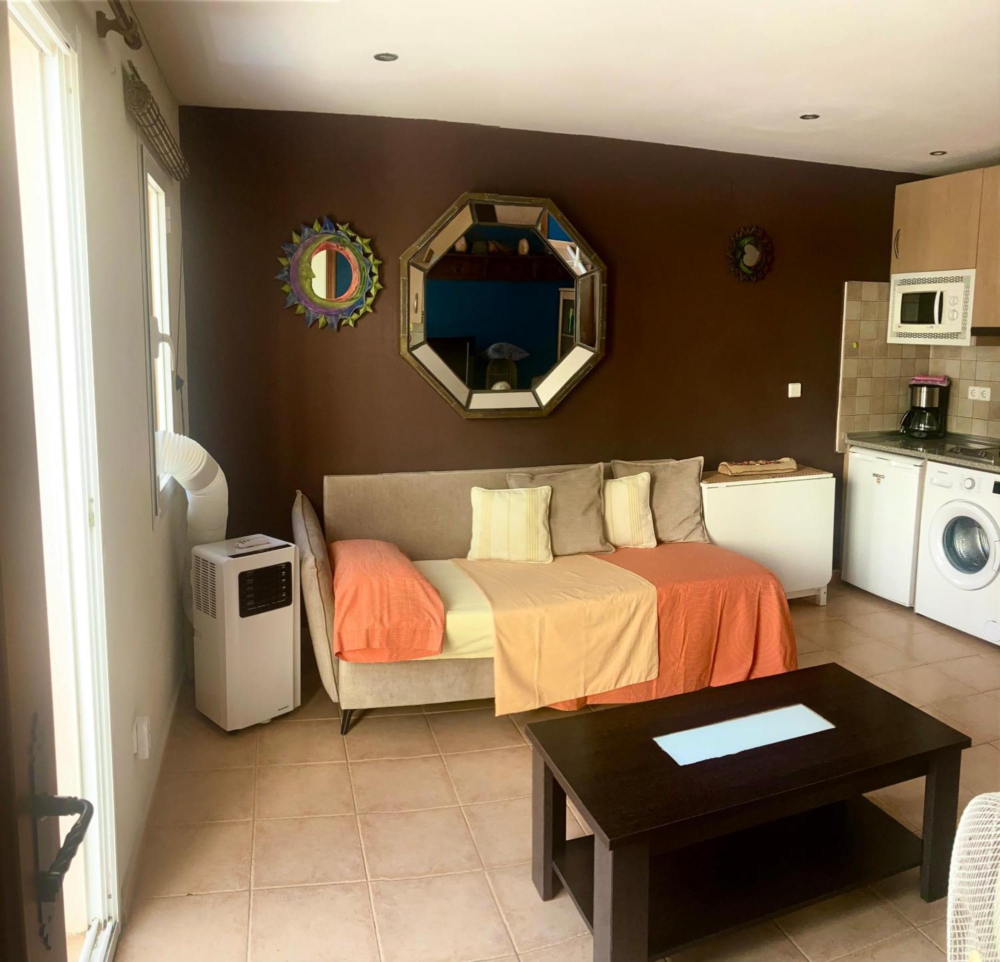 Apartaunmomento Y Disfruta!! Apartment Estepona Luaran gambar